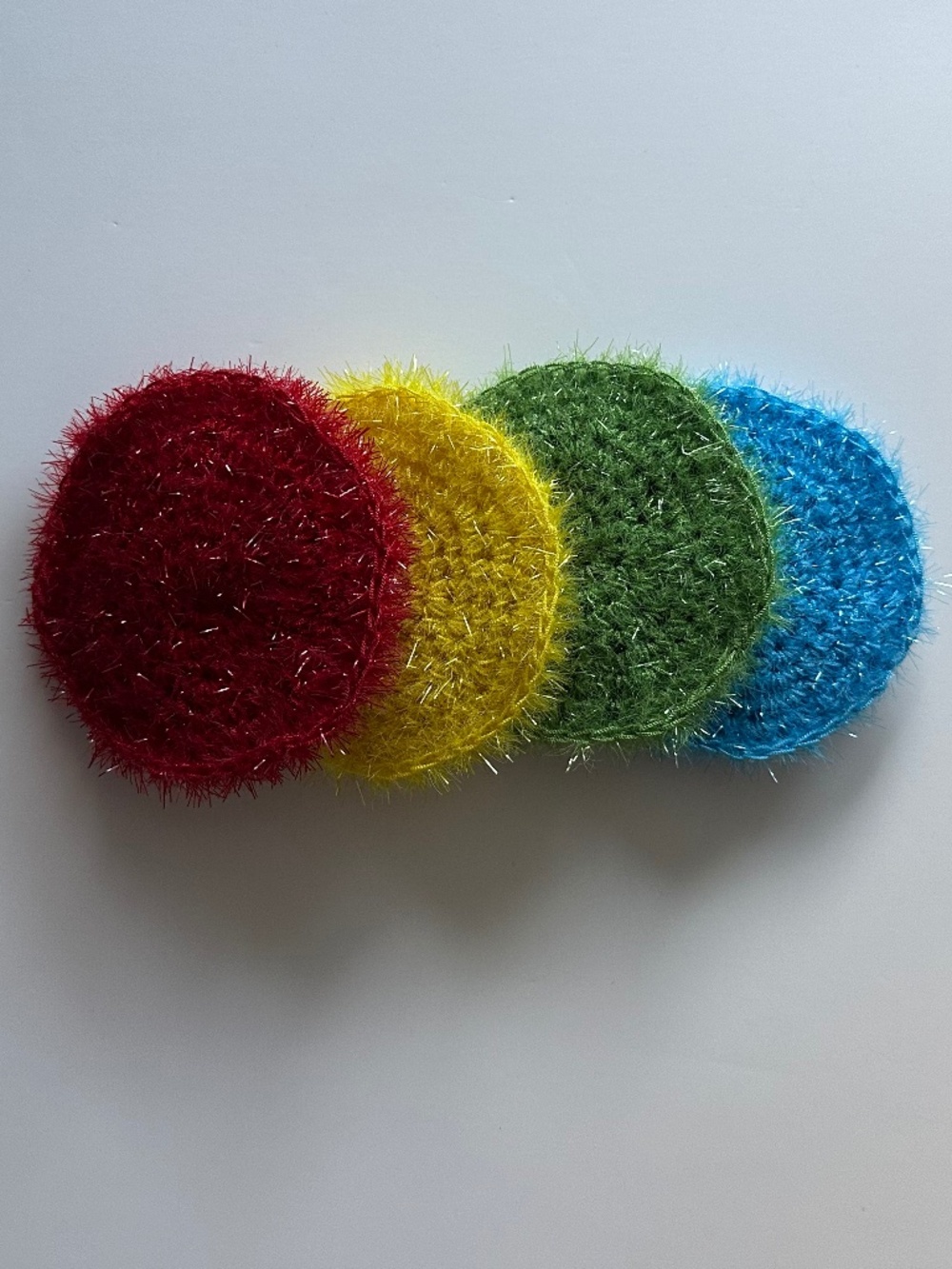Set of 4 New Kitchen or Bathroom Scrubbies